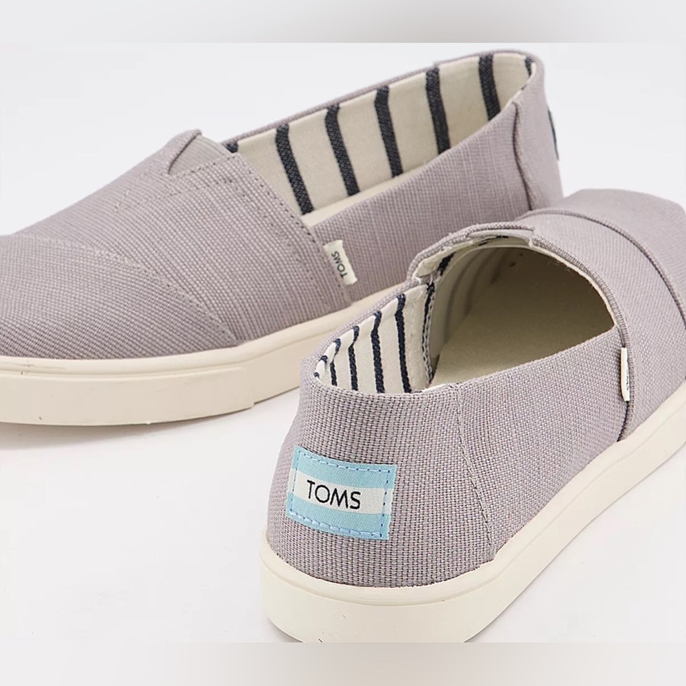 Tom’s Ortholite Alpargata Cupsole Slip On - Mourning Dove women’s size 9.5